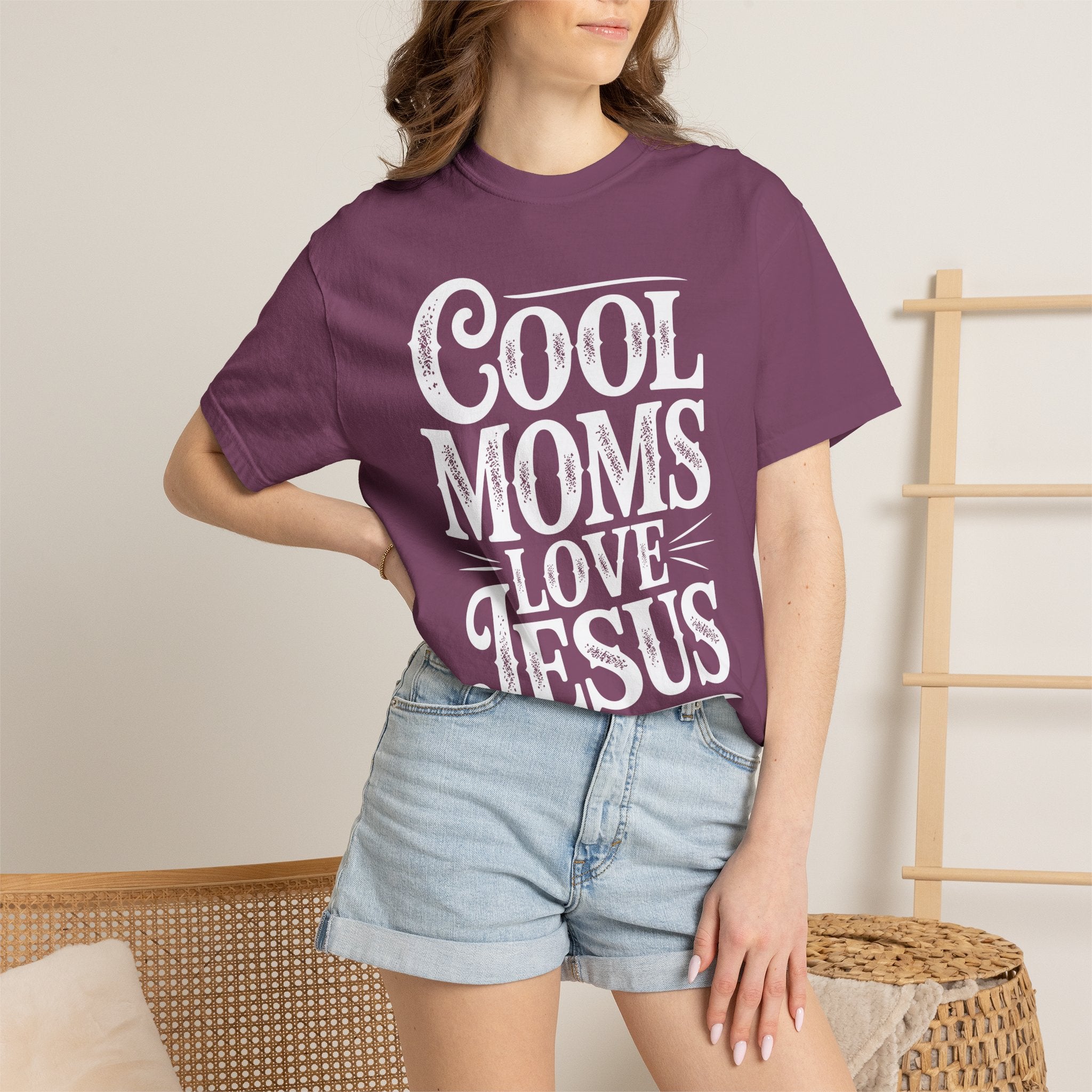 Cool Moms Love Jesus