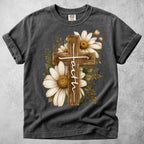 Printify T-Shirt Pepper / S Wooden Cross Daisy T-Shirt